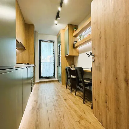 Apartment Chic Center