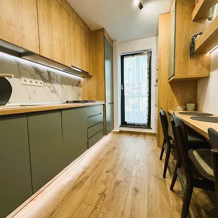 Chic Center شقة براشوف