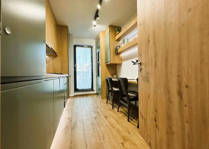 Apartment Chic Center